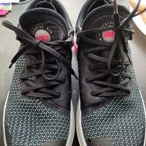 Nike Women Joyride Run Flyknit Running Shoe